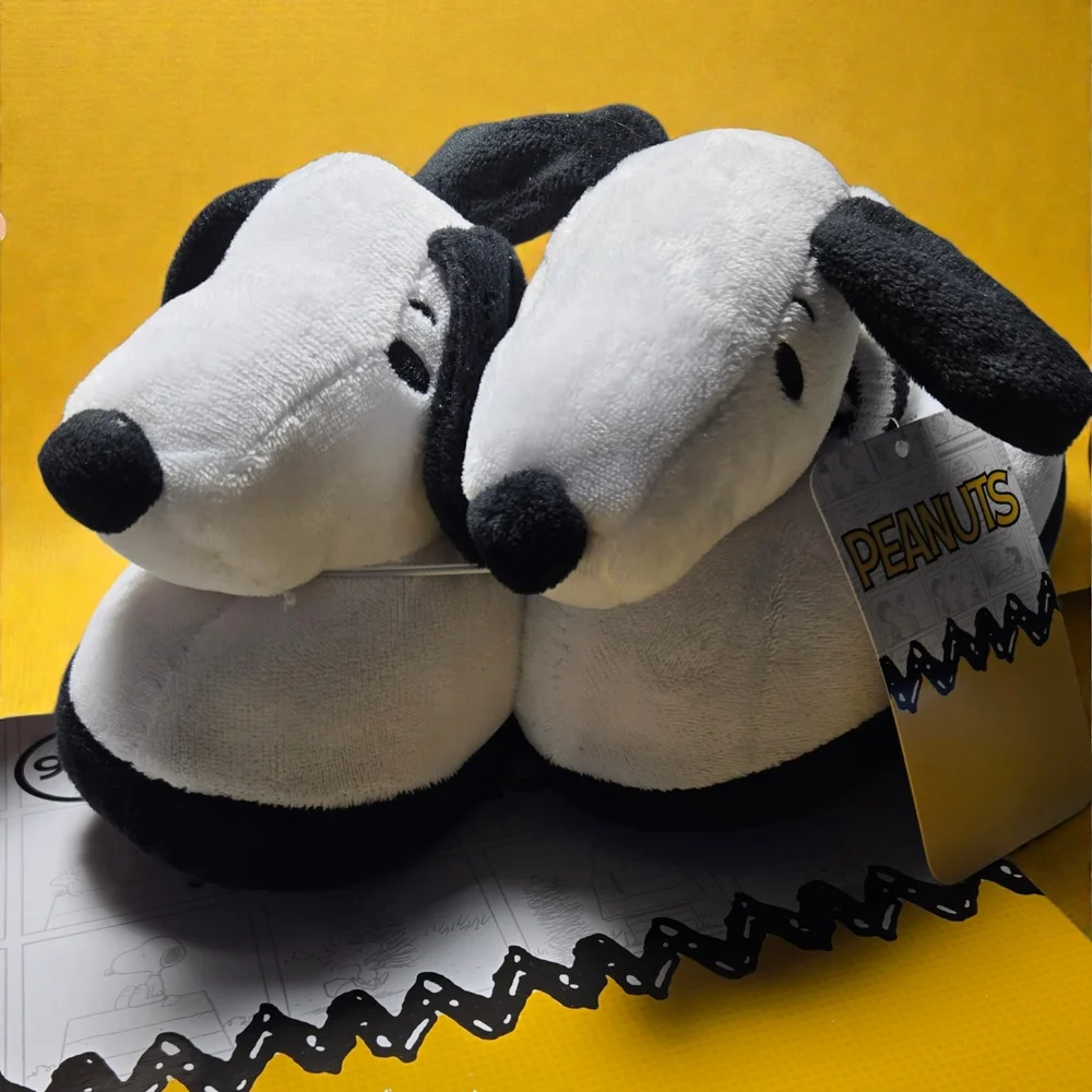 Peanuts Kids Snoopy Plush Head Slipper with Non-Skid Sole SIZES 5/6   NWT